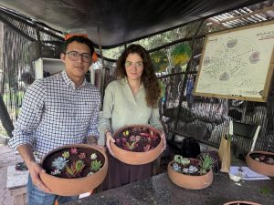 Up Sí Vale reafirma su compromiso con la sustentabilidad y el apoyo social, destacando el programa Backpack que beneficia a más de 370 niños en Chimalhuacán con alimentos y útiles escolares.